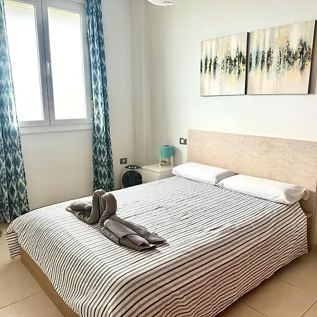 Pambnb - Chic Seaview With Gym & Kids Park Apartament