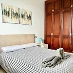 Daire Pambnb - Chic Seaview With Gym & Kids Park