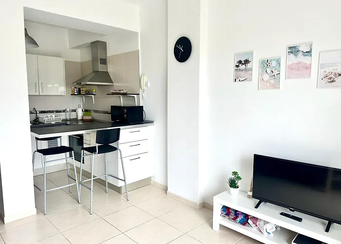 Apartment Pambnb - Chic Seaview With Gym & Kids Park